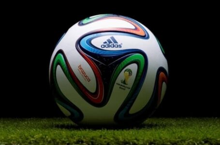 Organizuos „naktinį“ futbolo turnyrą