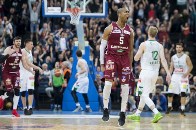 „Lietkabelis” išsaugojo L.Williamsą