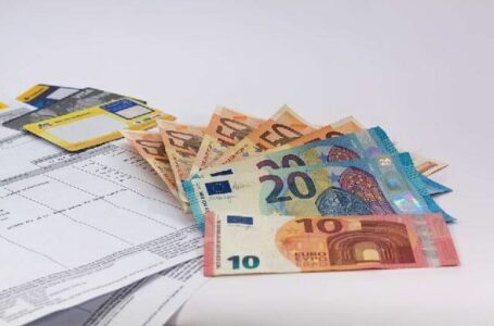 „Swedbank“: gyventojų išlaidos − rekordinėse aukštumose