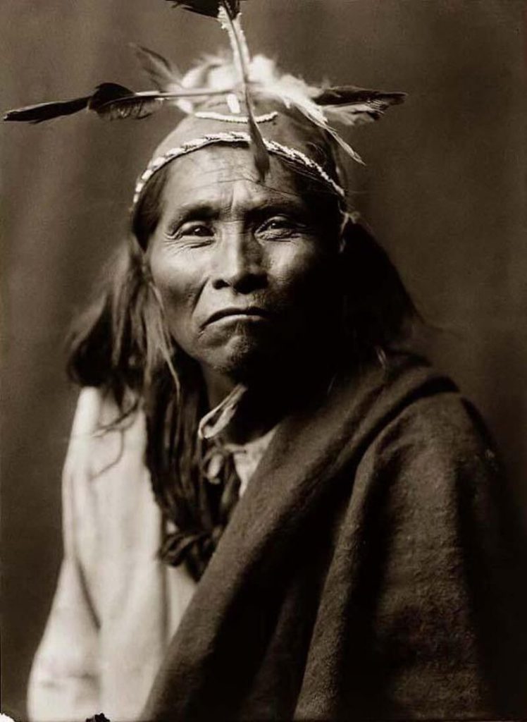 Индейцы какой год. Индейцы Северной Америки Апачи. Индейцы племени Апачи. Атапаски индейцы. Навахо и Апачи.