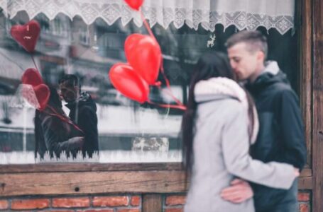 Meilė ne(iš)skaičiuojant, bet skaičiuojant: kiek lietuviai išleidžia Valentino dienai?
