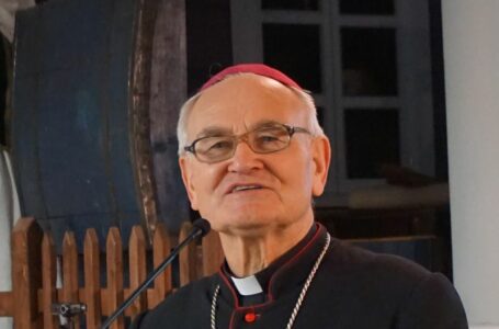 Panevėžiečiai: Vyskupas emeritas Jonas Kauneckas