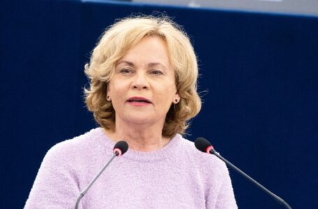 R. Juknevičienė: „Moldovos žmonės nusipelnė būti Europos šeimoje“