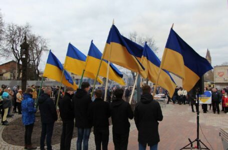 Krekenavoje solidarumas su Ukraina išreikštas palaikymo žodžiais, maldomis, aukomis ir dainomis