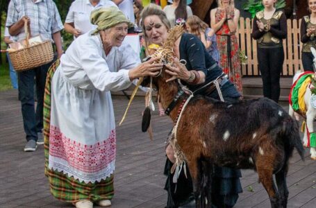 Ramygaloje nuaidėjo miestelio gimtadienis ir ožkų fiesta