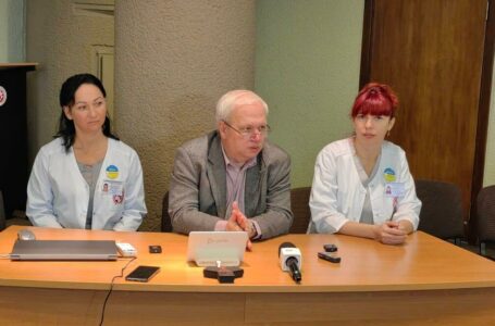 Panevėžio ligoninėje dirbančios ukrainietės gavo licencijas dirbti Lietuvoje (video)
