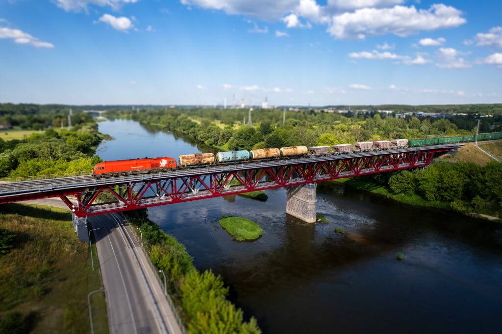 „Rail Baltica“ įtraukta į bendrą Europos transporto koridorių su Ukraina